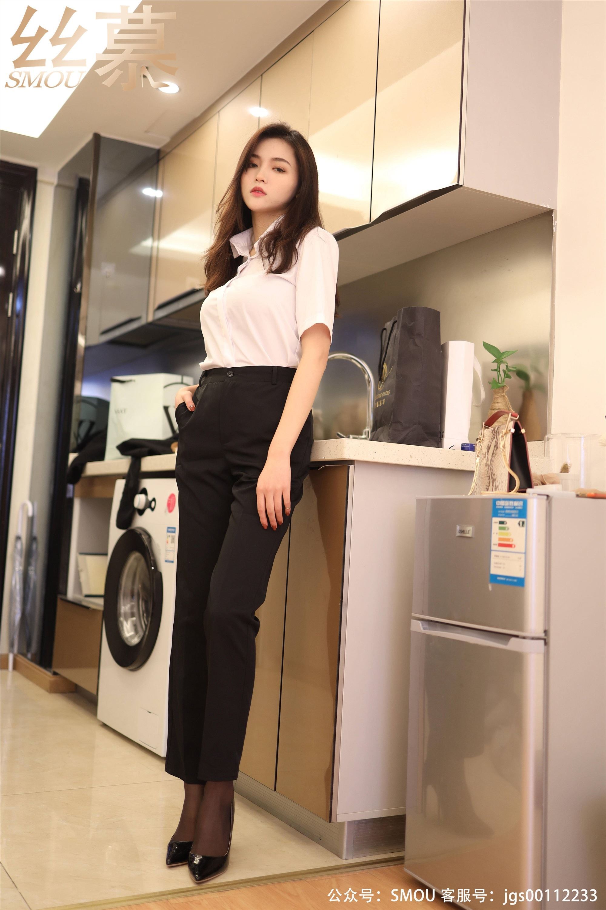 丝慕写真 SM451 天天一元 模特：泡芙《裤里丝小tip》